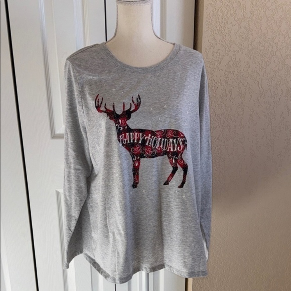 Sonoma Women’s Gray Long Sleeve Shirt with Holiday Deer